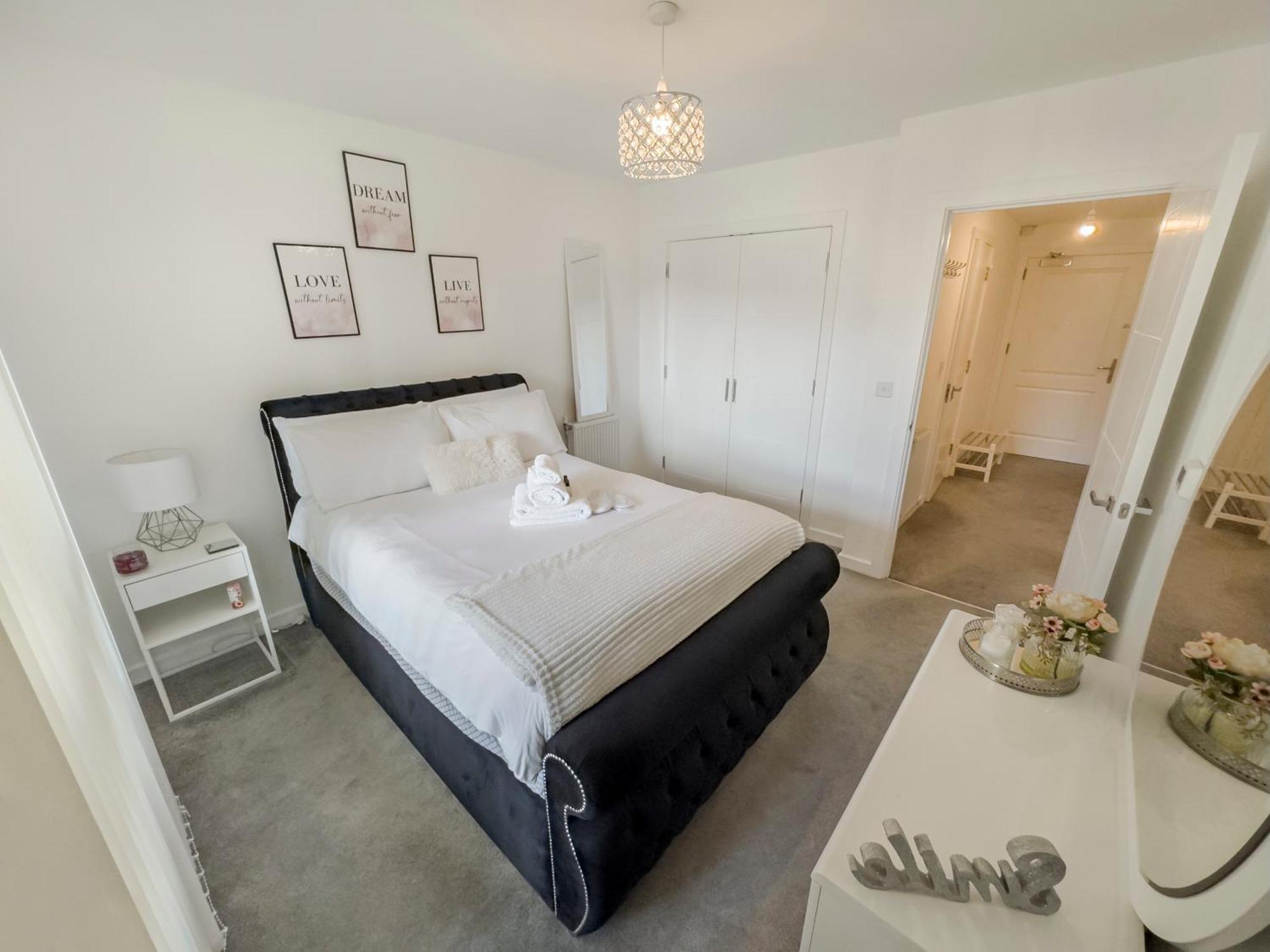 Greenwich Apartment With A River View & Balcony Near The 02 Arena & North Greenwich With Free Wifi & Fast Links Into Central London Exterior photo